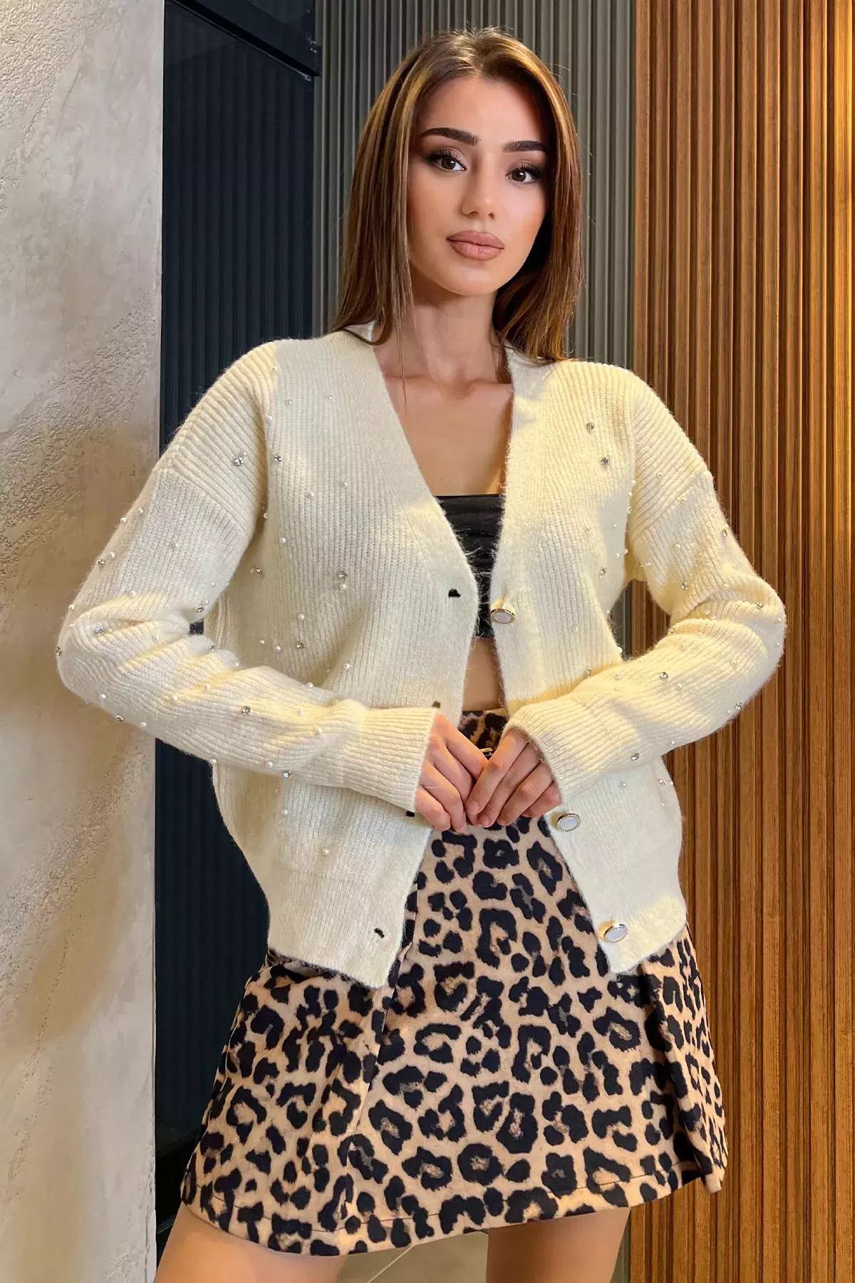 Taşlı Kadın Hırka