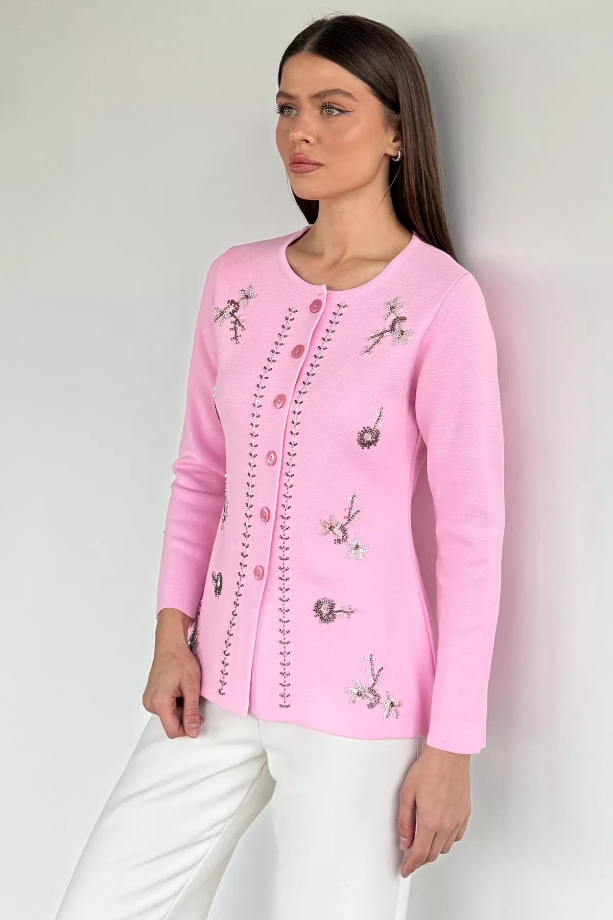 Çiçek İşlemeli Nakışlı Kadın Hırka