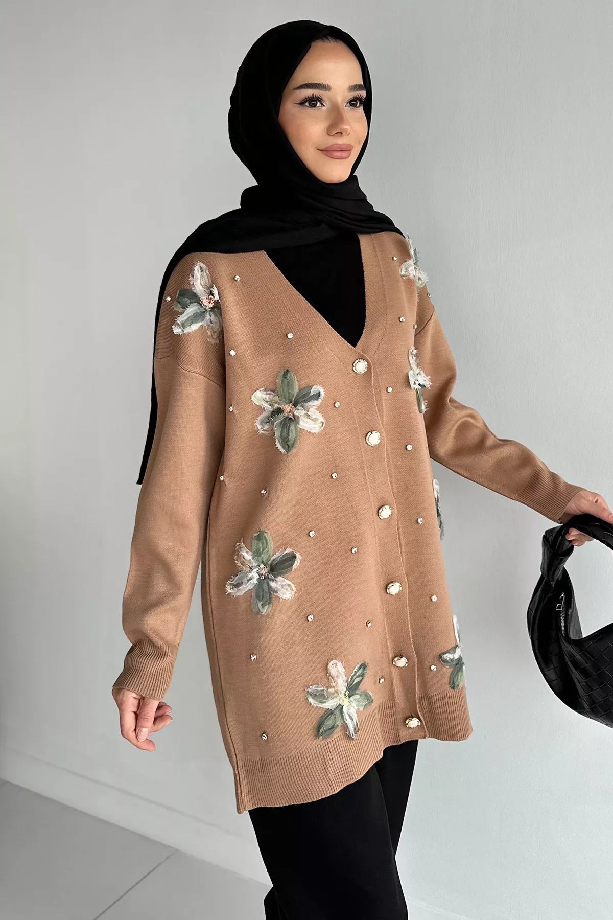 Çiçek Desenli Tesettür Hırka