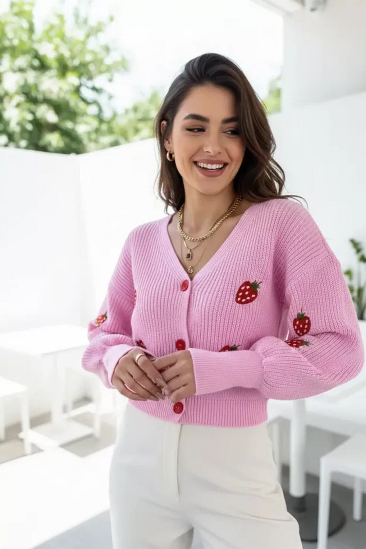 Çilek Desenli Kadın Hırka