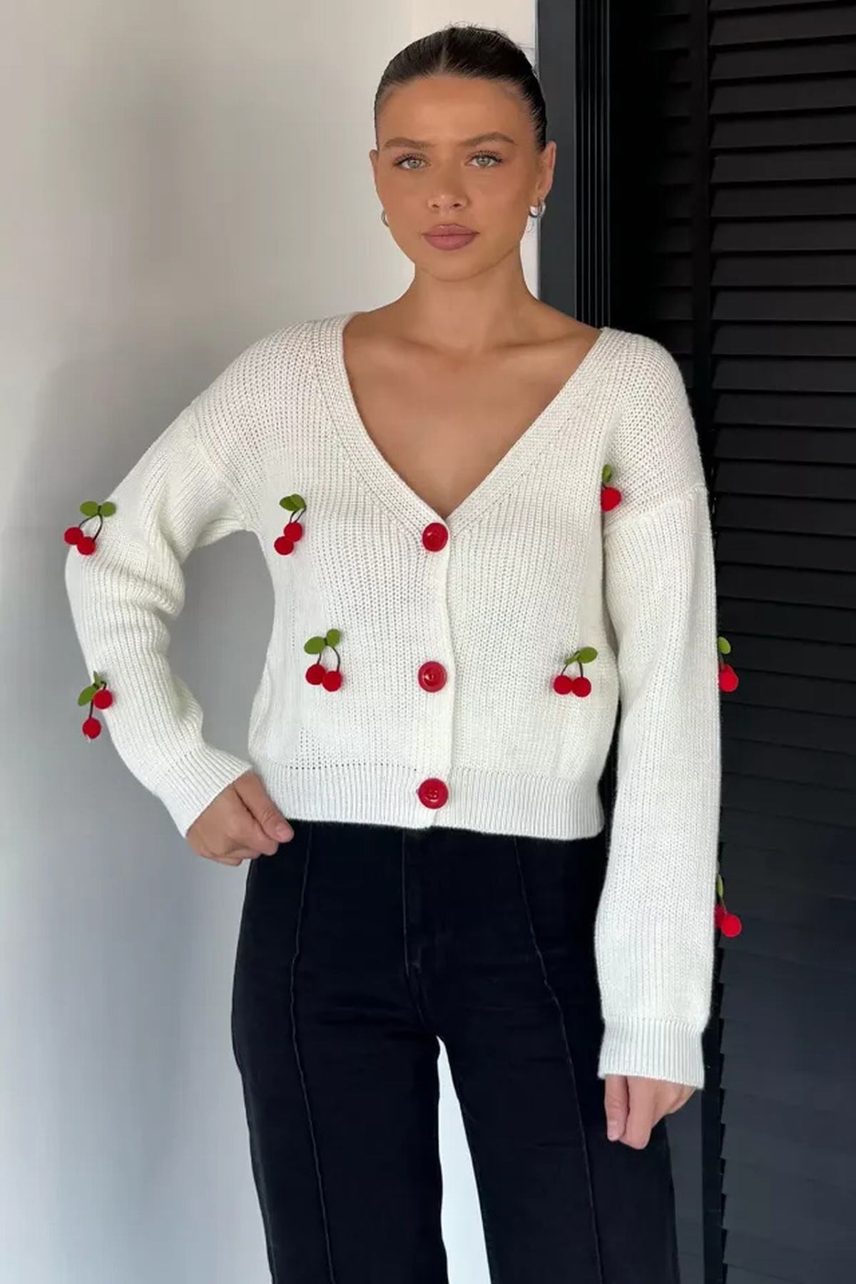 Kiraz Desenli Kadın Hırka