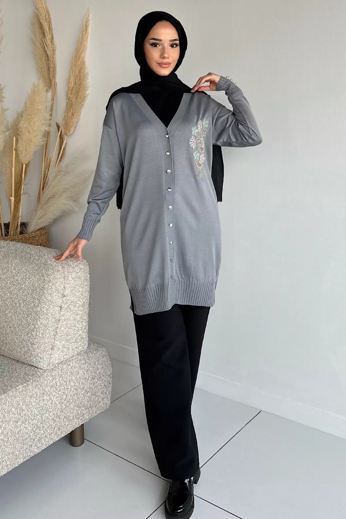 Çiçek Desenli Tesettür Hırka