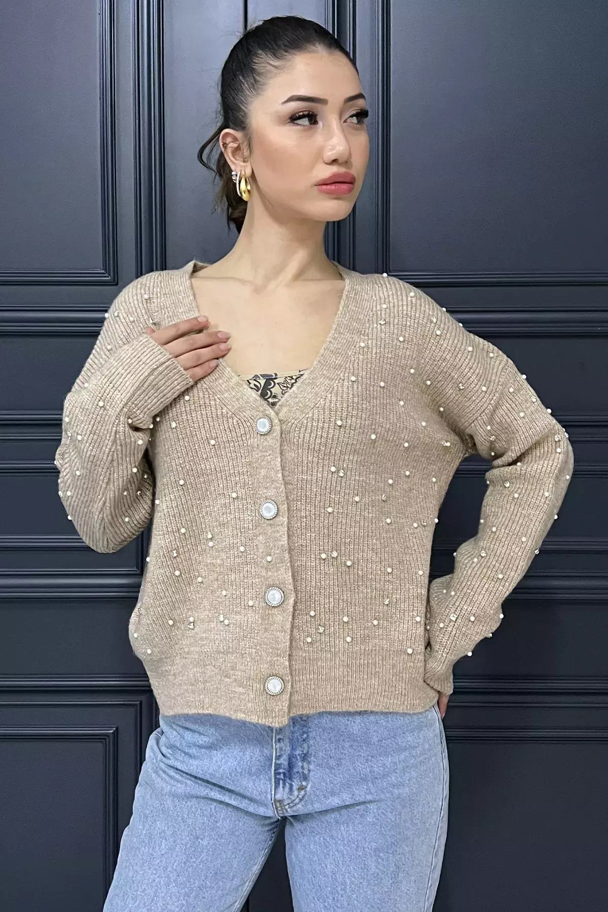 Taşlı Kadın Hırka