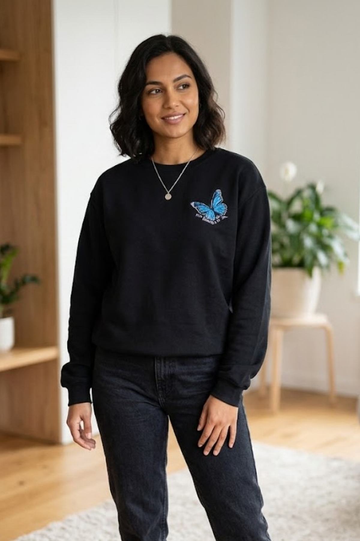 Kelebek Desenli Kadın Sweatshirt